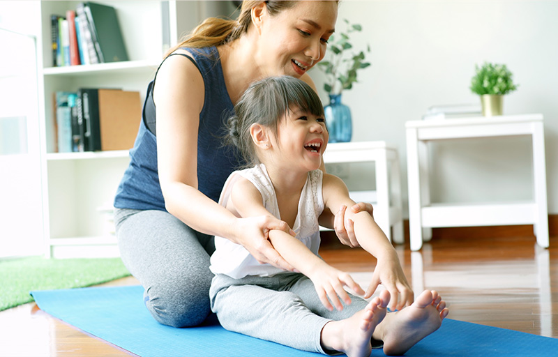 Mom and daughter getting a workout in before school, clever ways to sneak in a workout