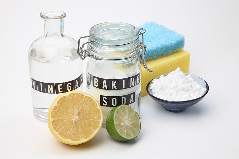 How to Ditch and Switch to Non-Toxic Cleaning Products - Healthier Home  Products