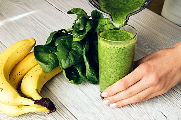Spinach, blueberry, banana, green smoothie recipe