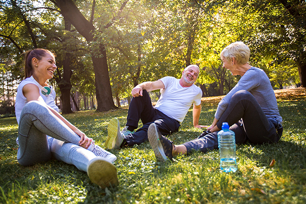 group working out, know the signs and symptoms of diabetes lg